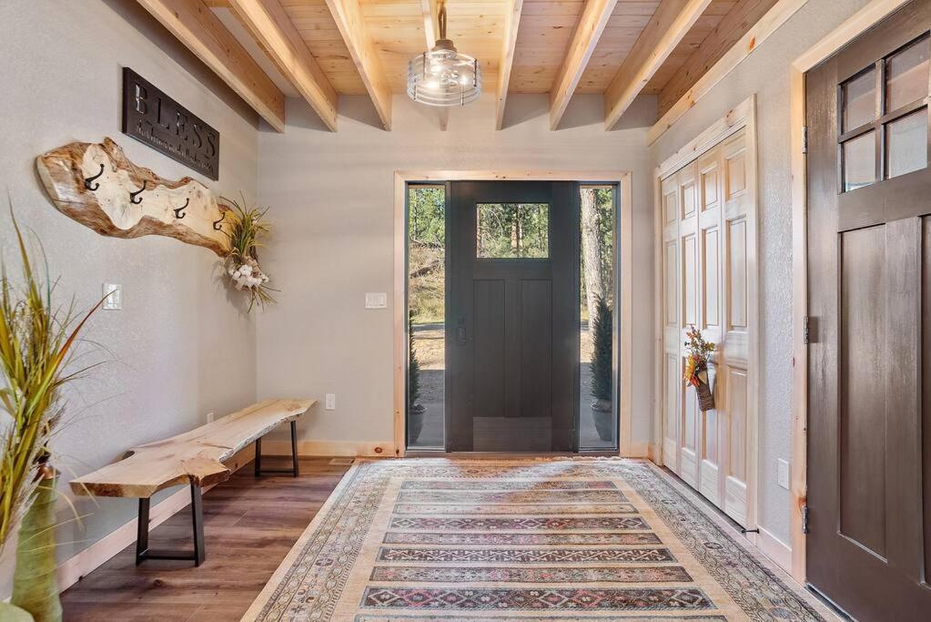 The Haven-Rustic Secluded Cabin Custer Exterior photo