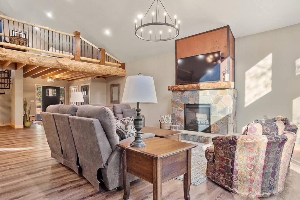 The Haven-Rustic Secluded Cabin Custer Exterior photo