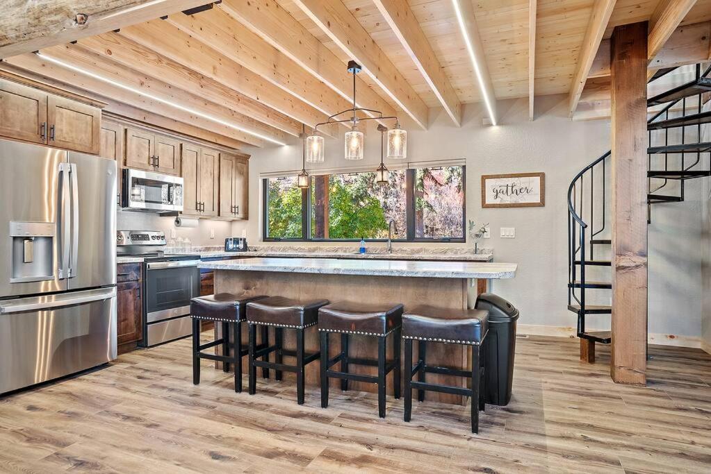 The Haven-Rustic Secluded Cabin Custer Exterior photo